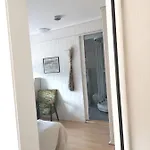 Vertshuset Fannarheimr - Bed &breakfast Гостевой дом 3*