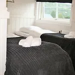 Vertshuset Fannarheimr - Bed &breakfast 3* Fannrem