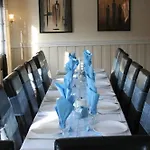 Vertshuset Fannarheimr - Bed &breakfast Гостевой дом 3*