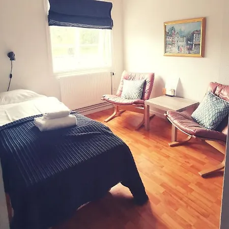 Vertshuset Fannarheimr - Bed &breakfast Πανσιόν 3*