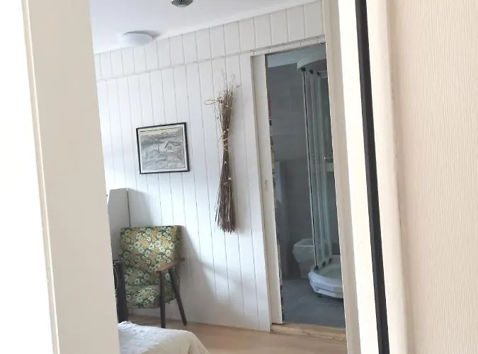 Vertshuset Fannarheimr - Bed &breakfast Casa de hóspedes 3*