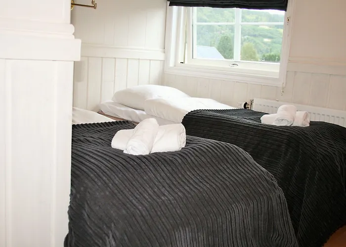 Vertshuset Fannarheimr - Bed &breakfast 3* Fannrem