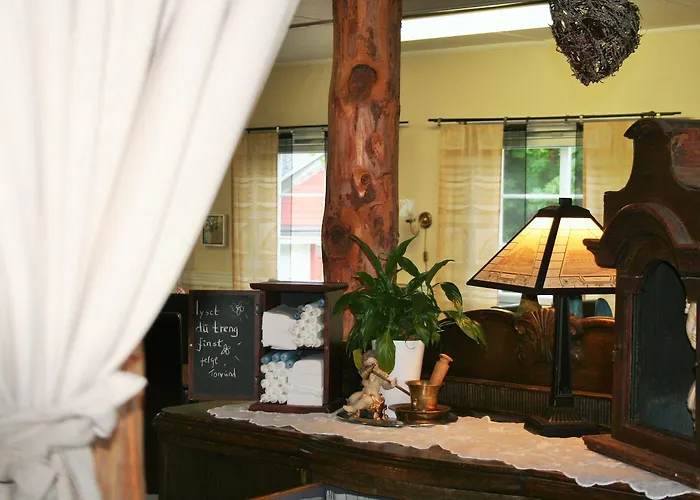 Vertshuset Fannarheimr - Bed &breakfast Casa de hóspedes 3*
