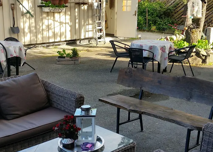 Vertshuset Fannarheimr - Bed &breakfast