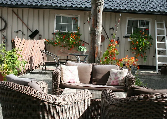 Vertshuset Fannarheimr - Bed &breakfast 3* Fannrem