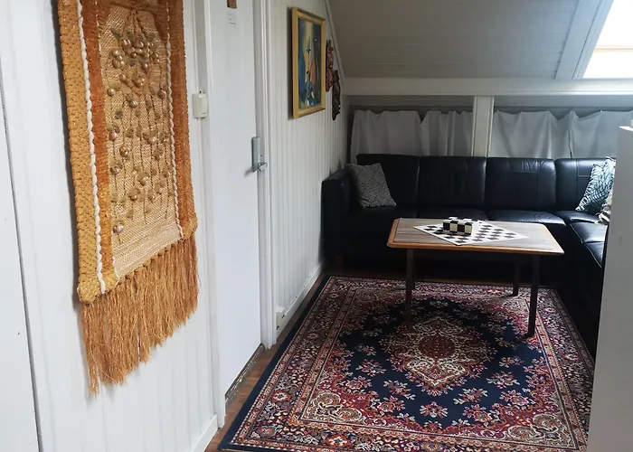 Vertshuset Fannarheimr - Bed &breakfast Fannrem