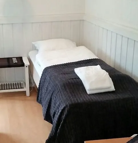 Vertshuset Fannarheimr - Bed &breakfast 3* Fannrem