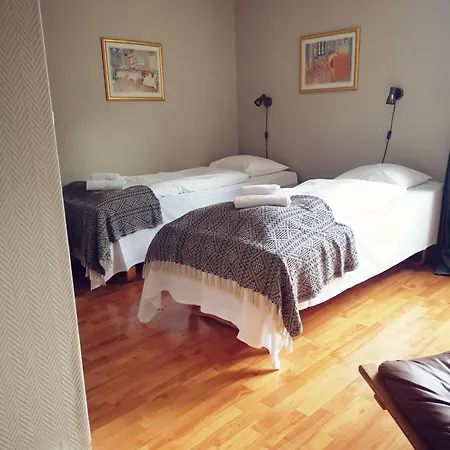 Pensionat Vertshuset Fannarheimr - Bed &breakfast 3*