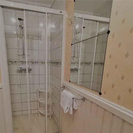 Vertshuset Fannarheimr - Bed &breakfast Pensionat Fannrem