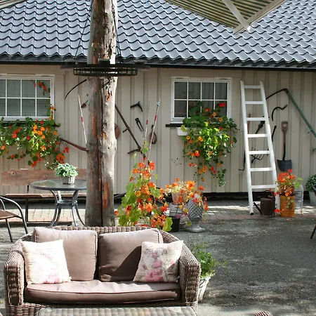 Pensionat Vertshuset Fannarheimr - Bed &breakfast 3*