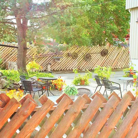 Pensionat Vertshuset Fannarheimr - Bed &breakfast 3*