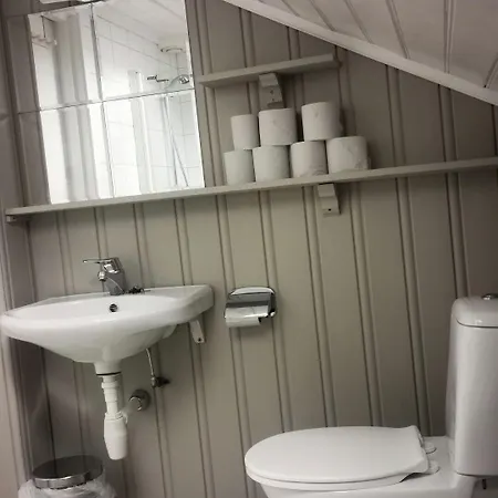 Pensionat Vertshuset Fannarheimr - Bed &breakfast 3*