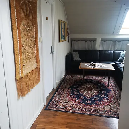 Vertshuset Fannarheimr - Bed &breakfast Fannrem